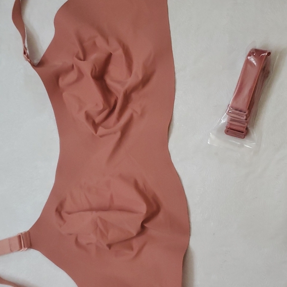 Lot of 3 Knix Evolution Bras - Picture 8 of 15